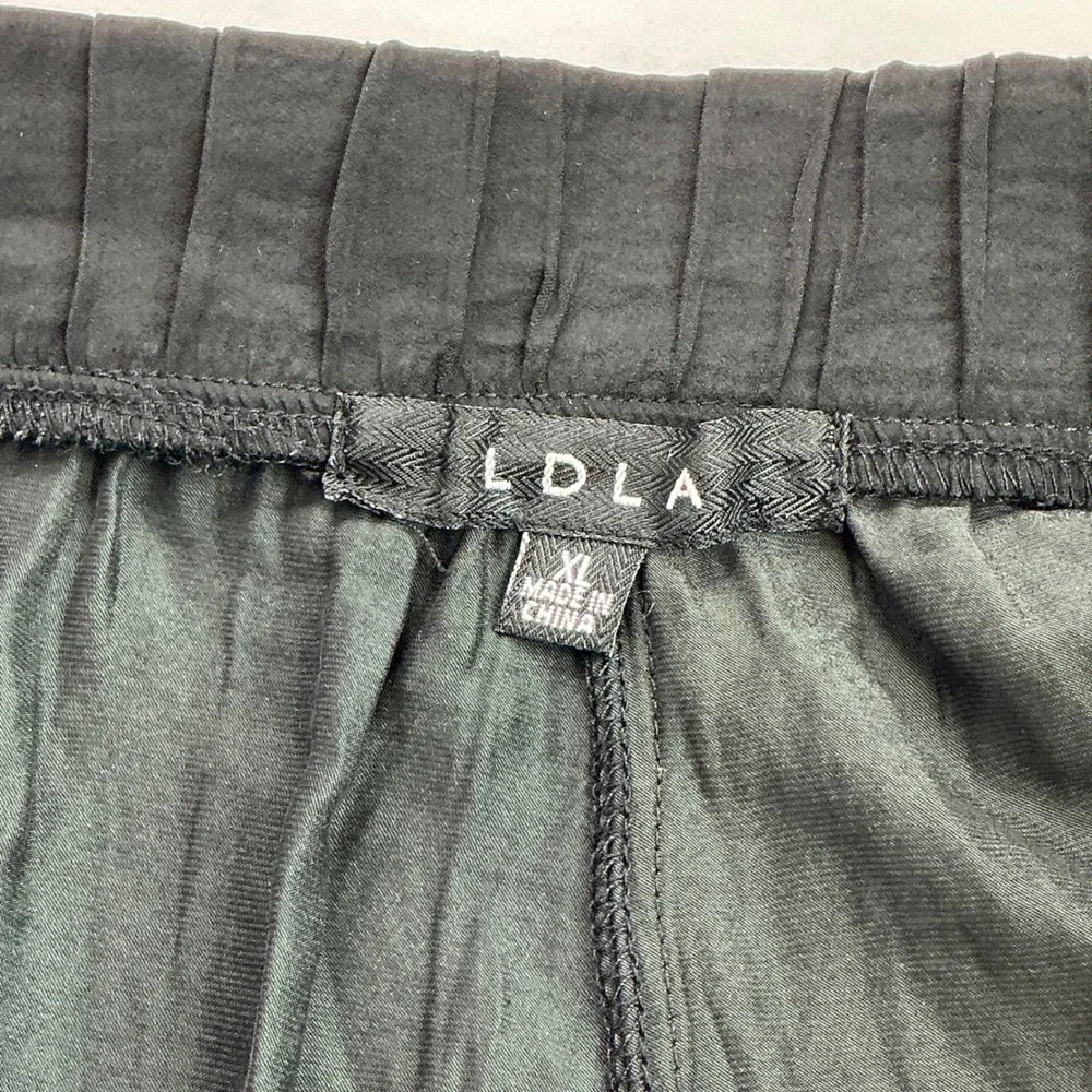 LDLA Black Zipper Pocket Shorts Womens XL Elastic Waist Casual UH6D0501